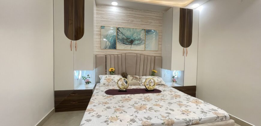 3BHK Flat Near Dwarka Mor, West Delhi | Gated Society With Guard Facility | 25 FT. Road